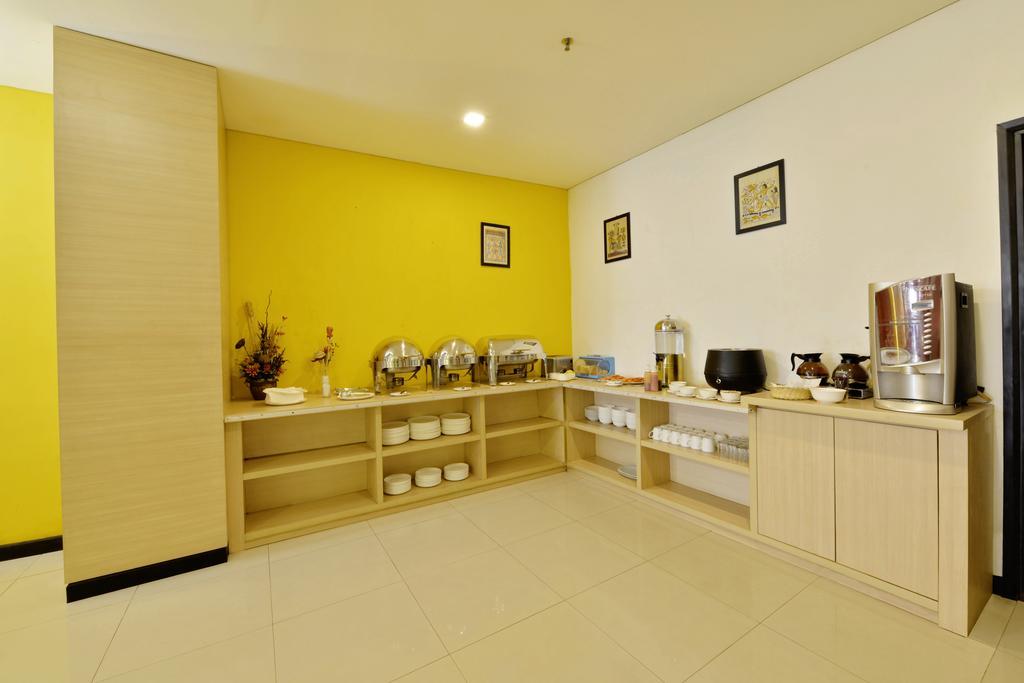 Zodiak Paskal By Kagum Hotels Bandung Exterior photo