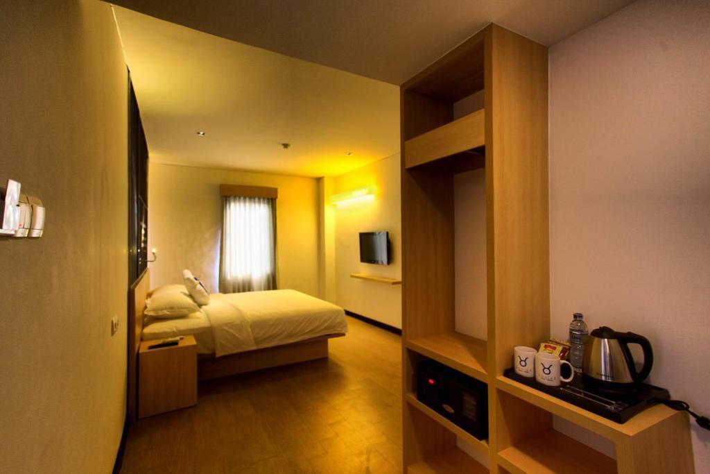Zodiak Paskal By Kagum Hotels Bandung Exterior photo