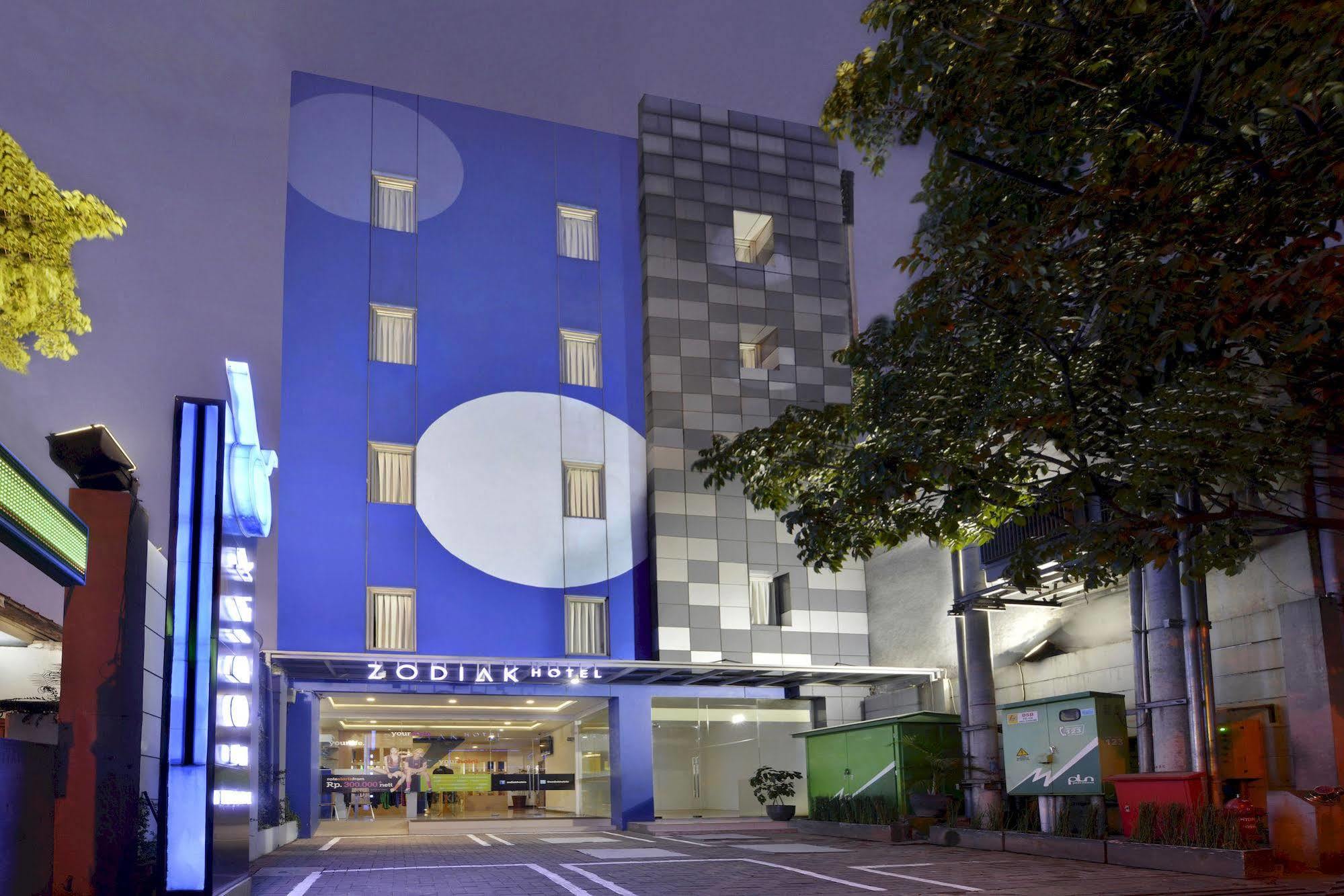 Zodiak Paskal By Kagum Hotels Bandung Exterior photo