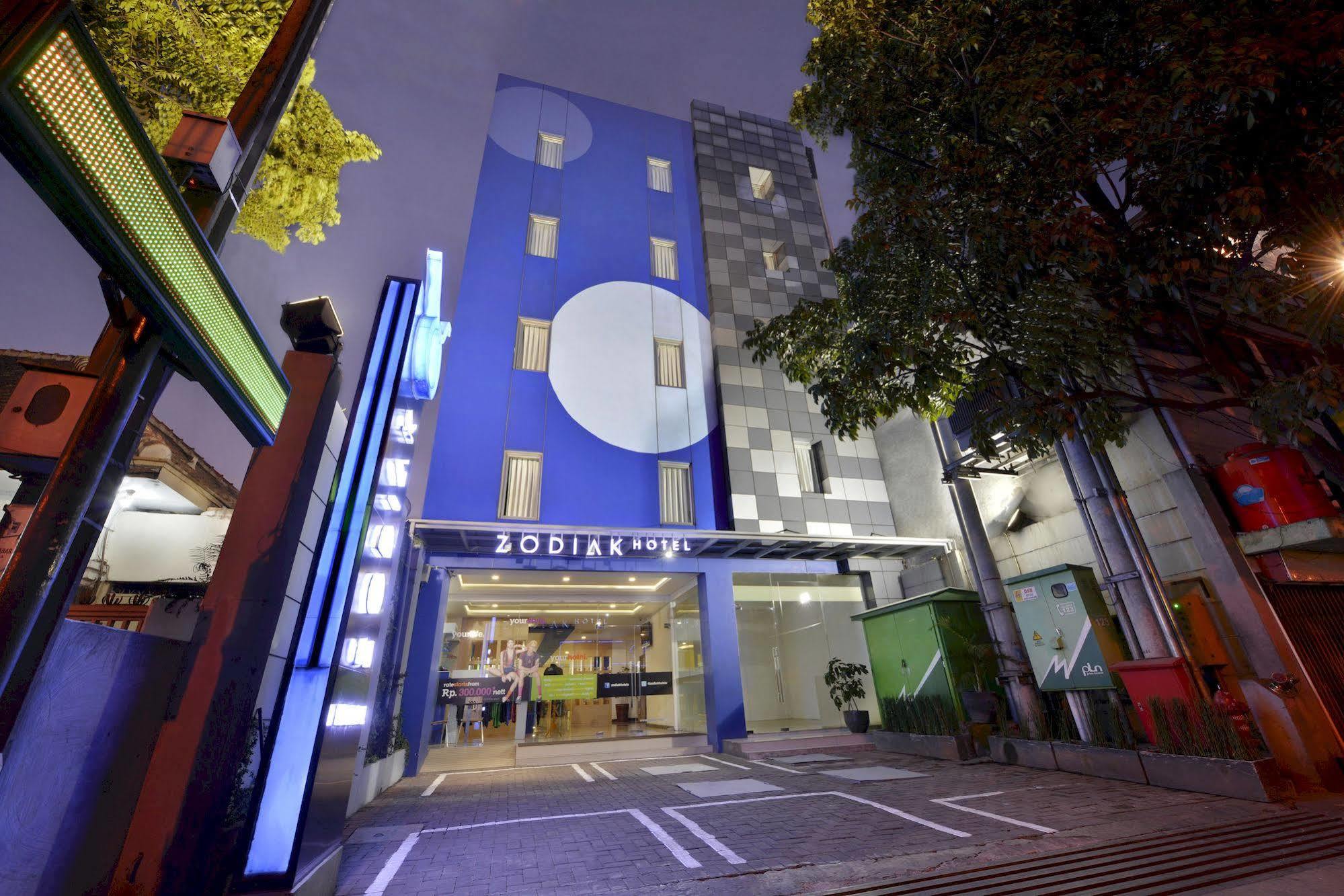 Zodiak Paskal By Kagum Hotels Bandung Exterior photo